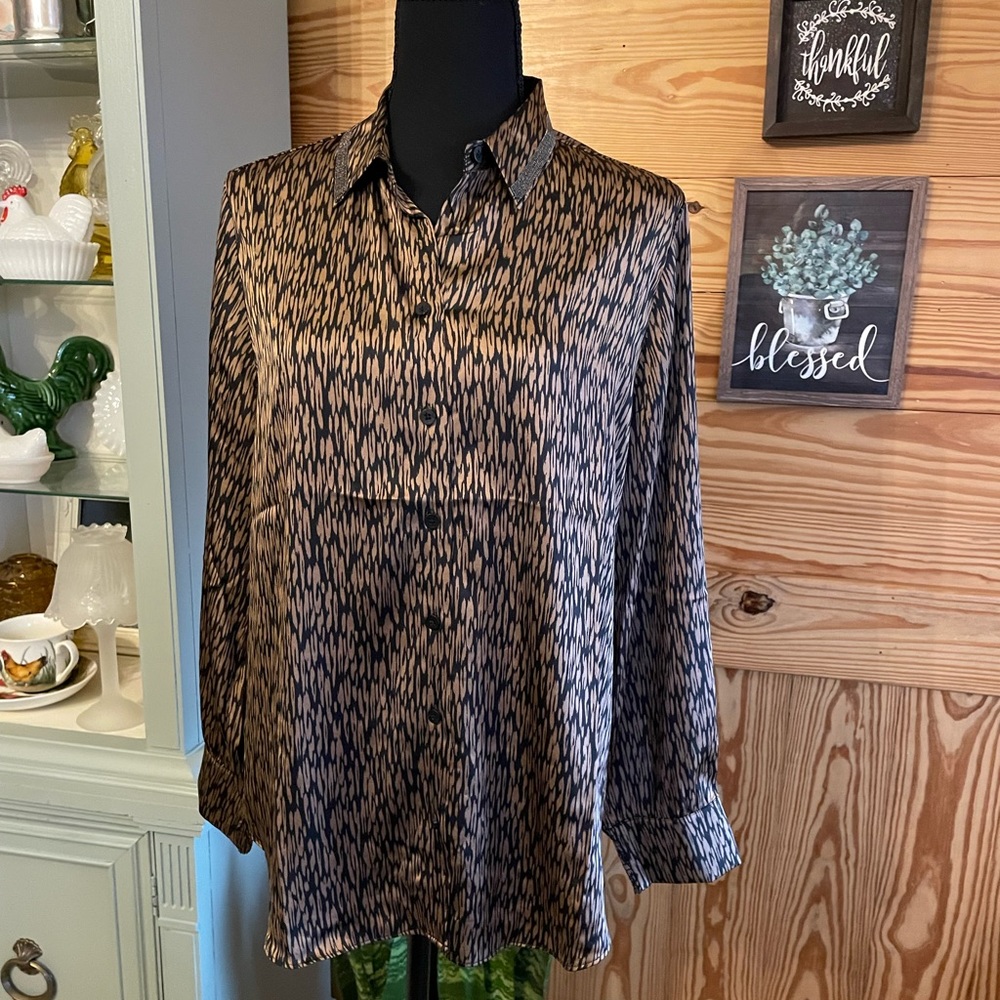Leopard Ikat Ball Chain Detail Shirt